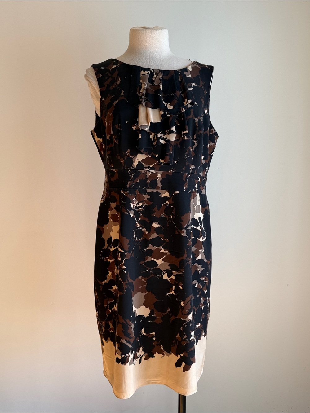 Sleeveless Black and Brown Floral Sheath Dress